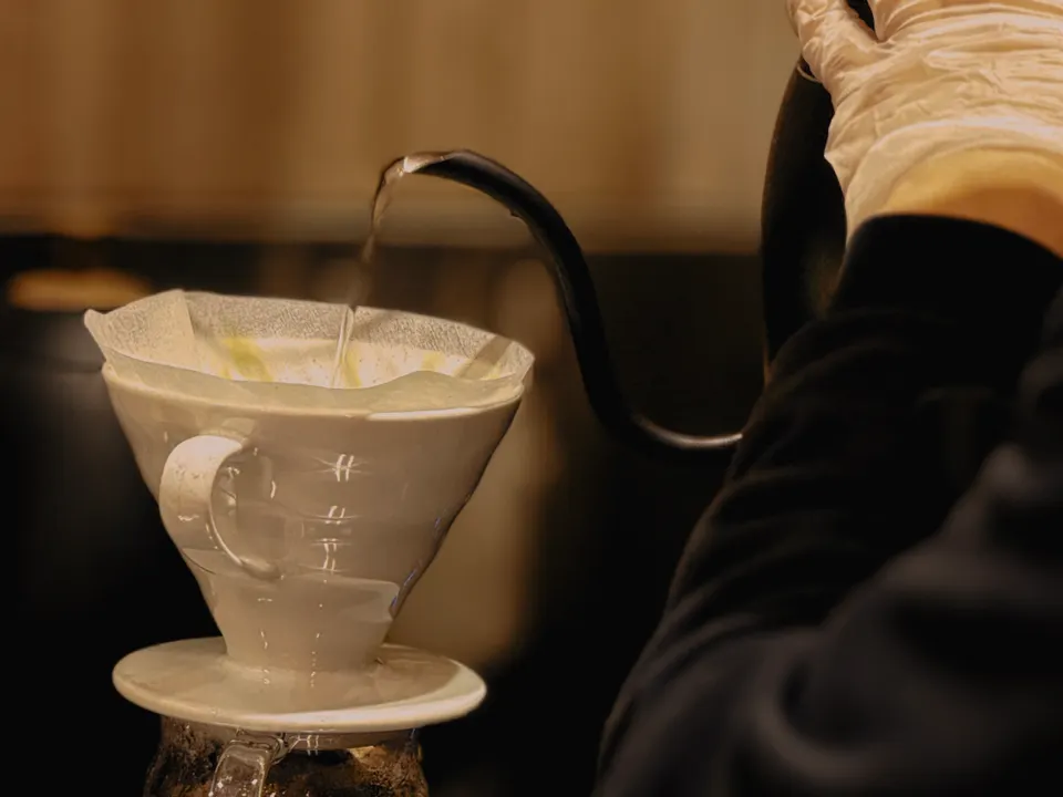 Preparación de café Hario V60